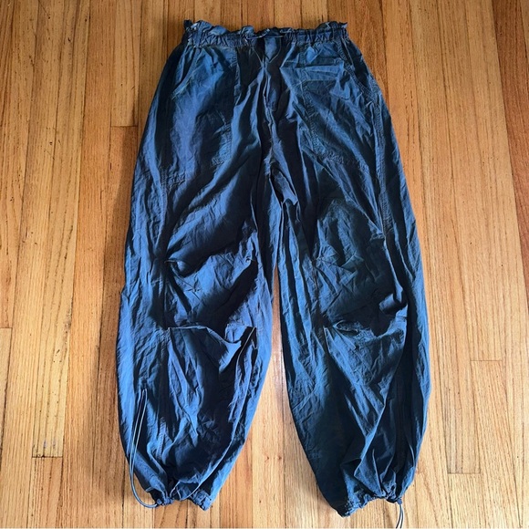 NWOT UO Sloan Nylon Balloon Pant - Picture 3 of 8